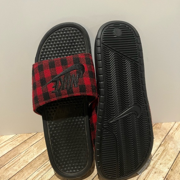 Nike benassi plaid slides - Picture 6 of 7